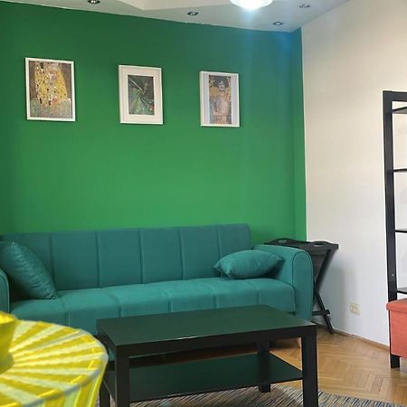 Terrace Balcony Downtown Delight Old Town Oasis City Center Universitate Square Old Town Bucureşti Ngoại thất bức ảnh
