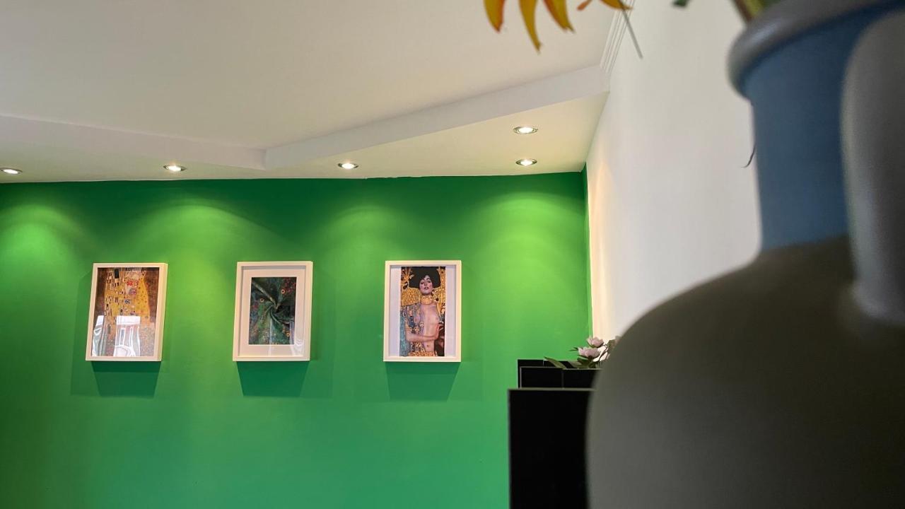 Terrace Balcony Downtown Delight Old Town Oasis City Center Universitate Square Old Town Bucureşti Ngoại thất bức ảnh