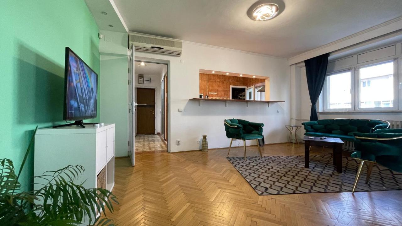 Terrace Balcony Downtown Delight Old Town Oasis City Center Universitate Square Old Town Bucureşti Ngoại thất bức ảnh